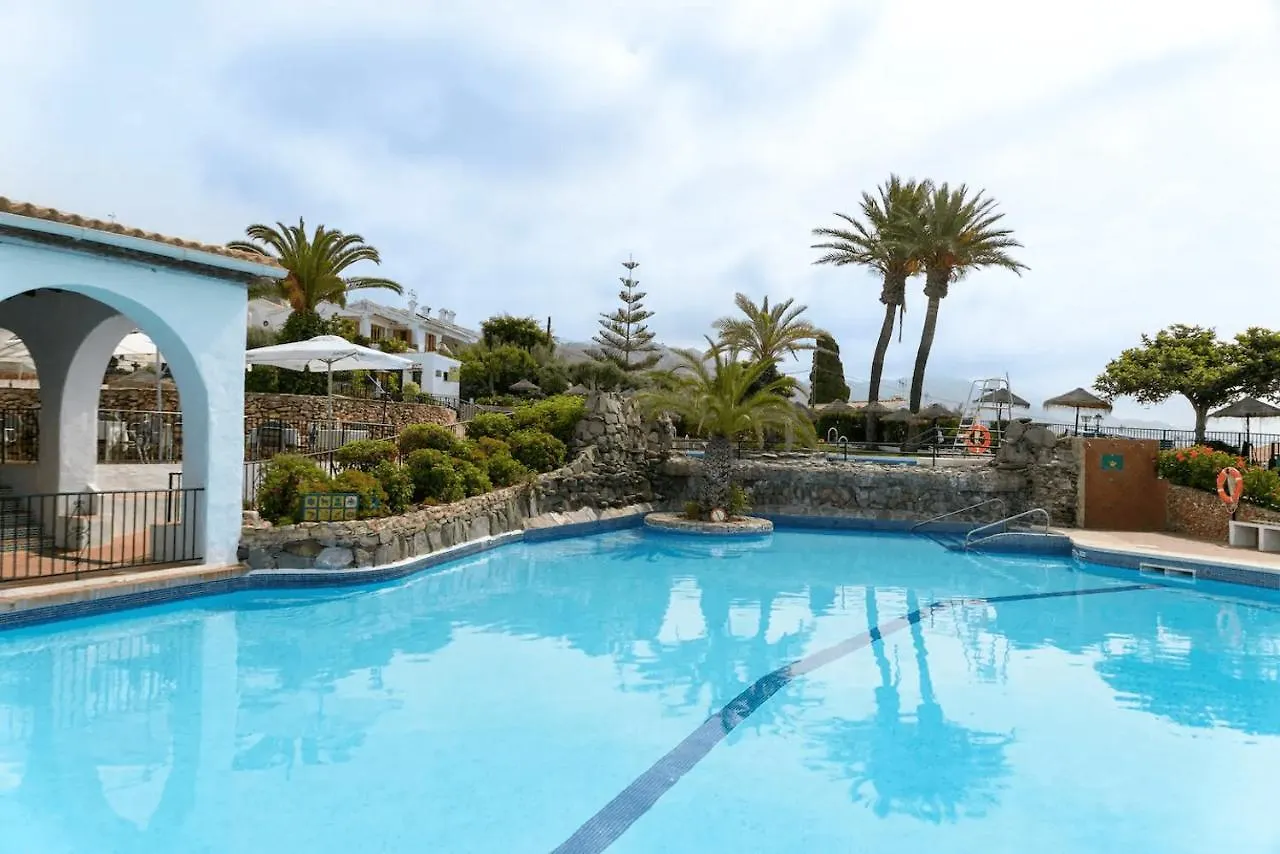 Right By The Pool Area In Capistrano Village! Nerja