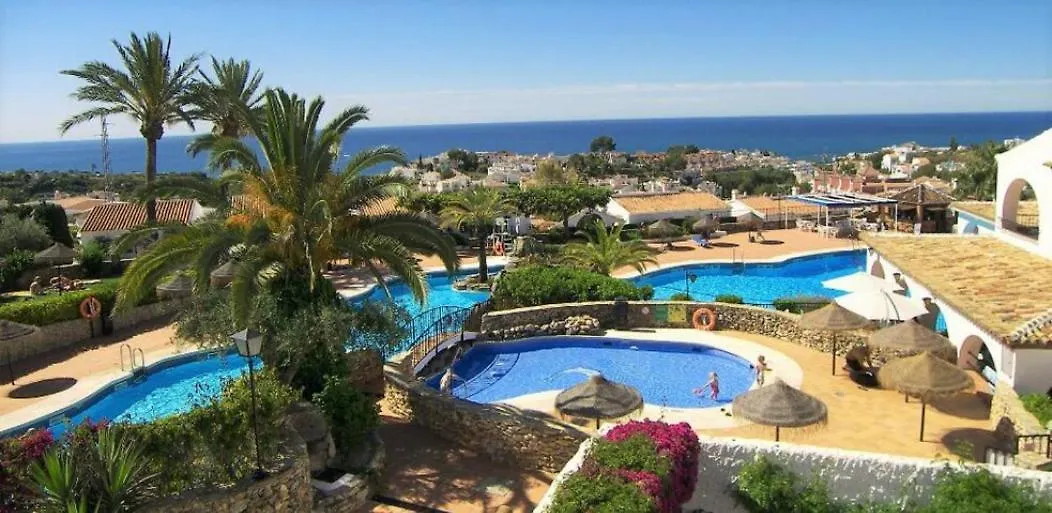 Right By The Pool Area In Capistrano Village! Nerja